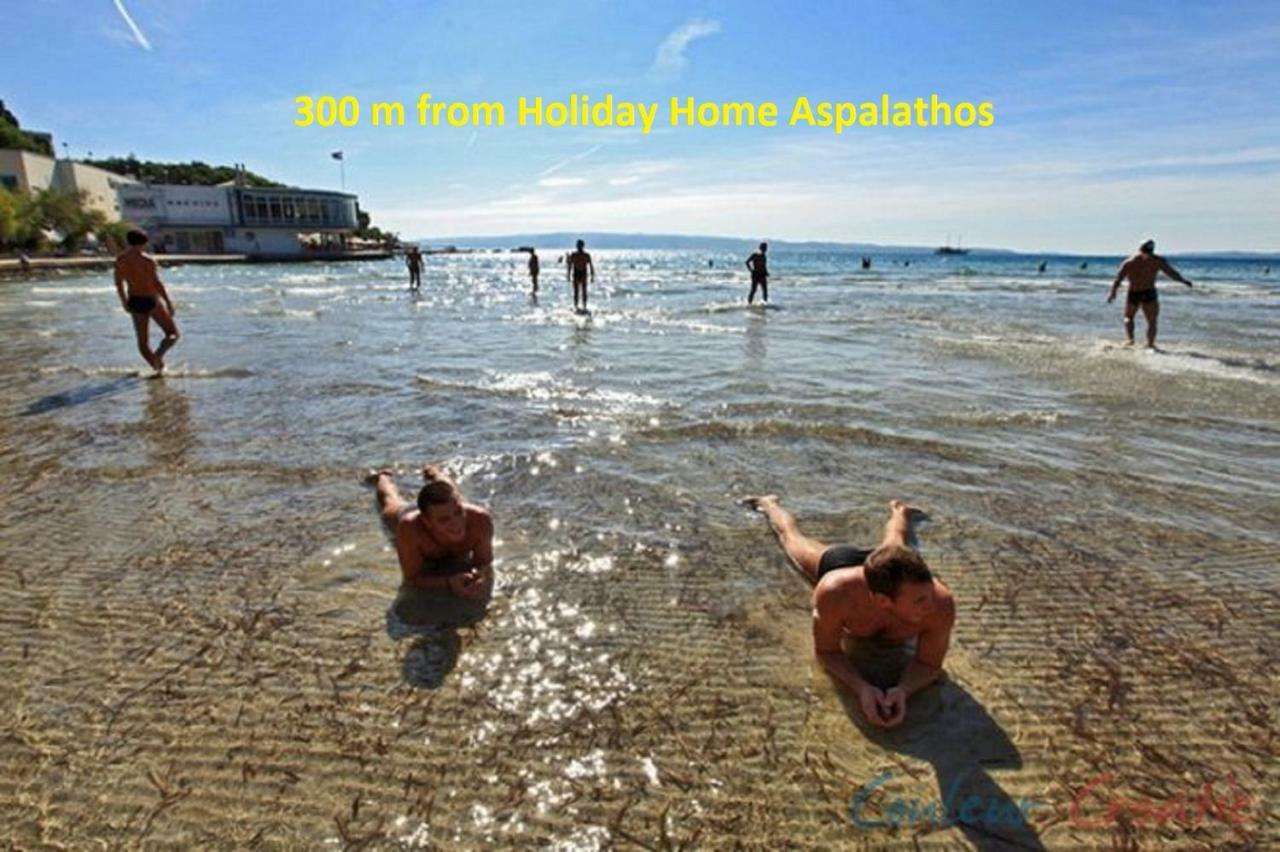 Holiday Home Aspalathos - With Free Parking, Near The Beach, A Few Minutes' Walking Distance To The Unesco Palace Split Exterior photo